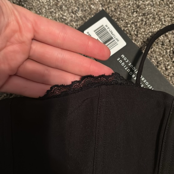 White Fox black corset top - Picture 2 of 4
